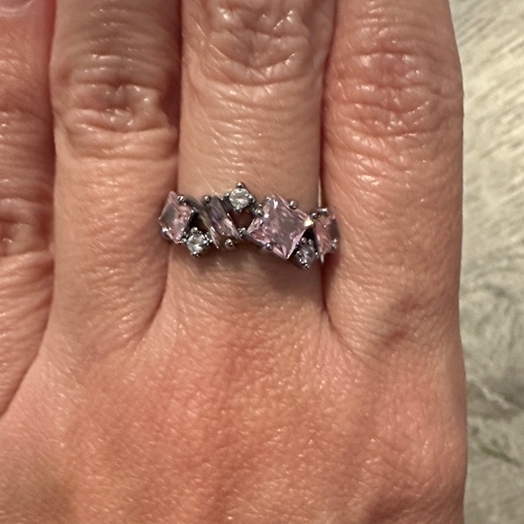 Bomb Party Women’s Set of‎ Seven Pieces of Elegant Necklaces & Rings Size 5 & 6 - Picture 8 of 13